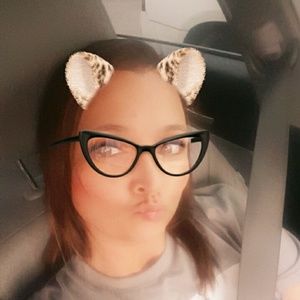 Meet your Posher, Brandy